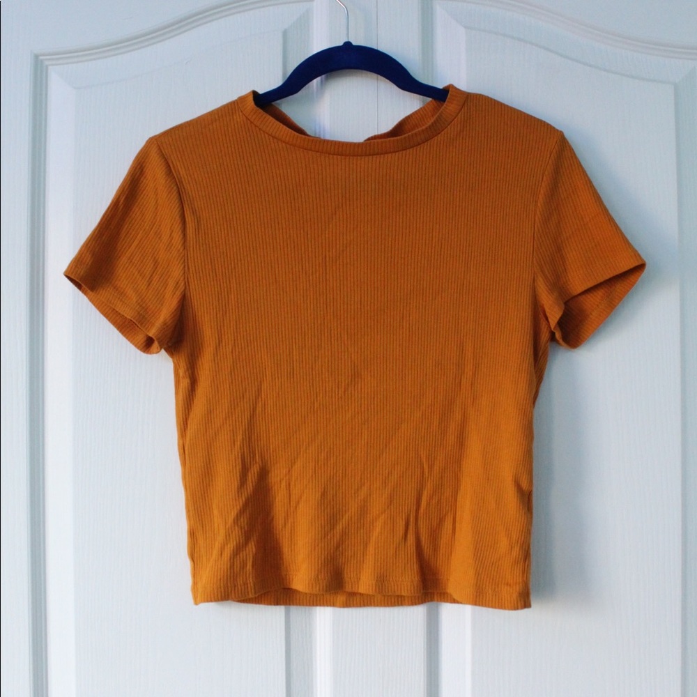 Women’s Short Sleeve Shirt | Cropped | Gold Shirt | Short